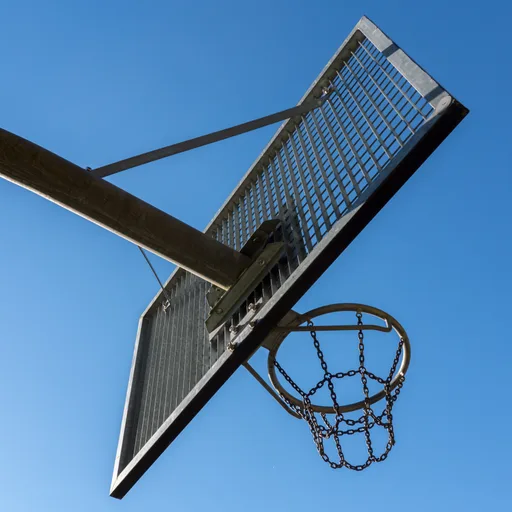 Basketball hoop