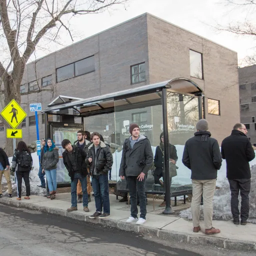 Bus stop shelter