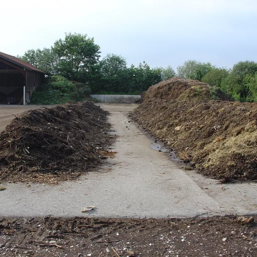 Compost bin
