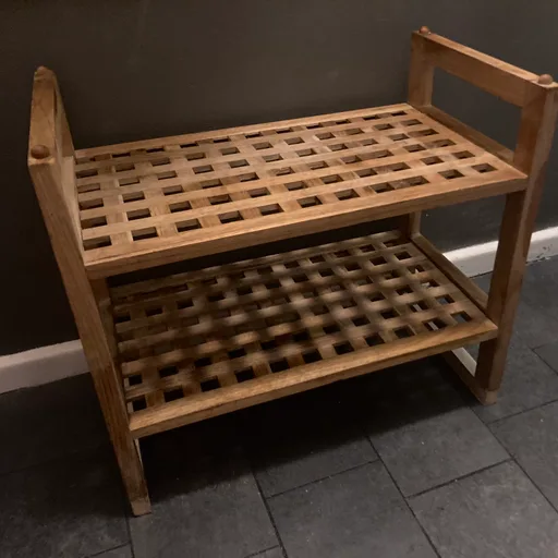 Shoe rack